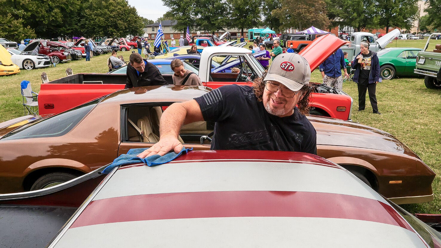 Car show takes over KWC lawn | Local News | messenger-inquirer.com