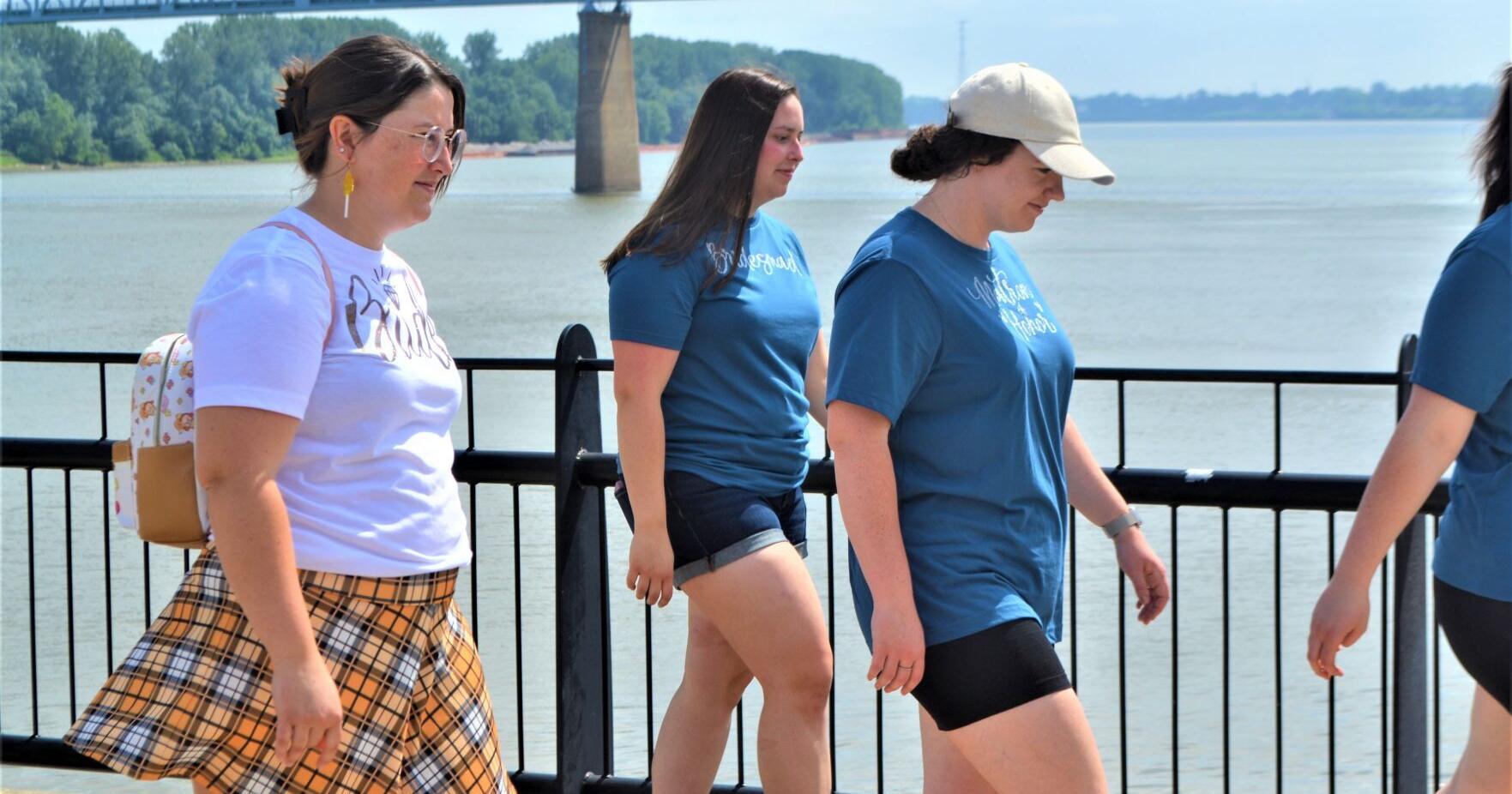 Celebration Time: Locals, visitors make most out of long holiday weekend - Vimarsana News