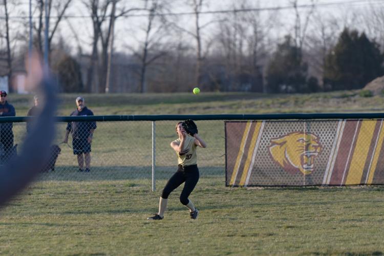 Softball team suffers early losses | Mclean County | messenger-inquirer.com