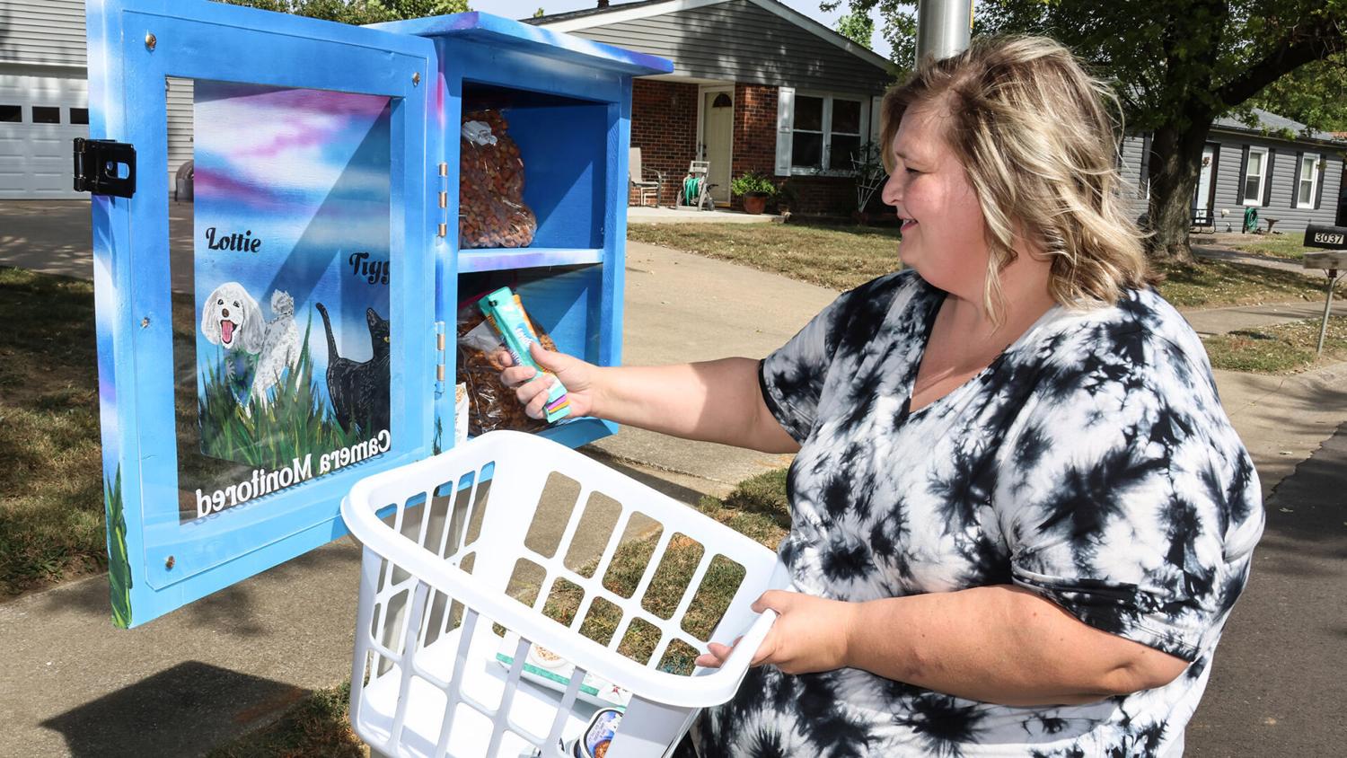 Couple establishes Paw Pantry to assist community with pet food, supplies