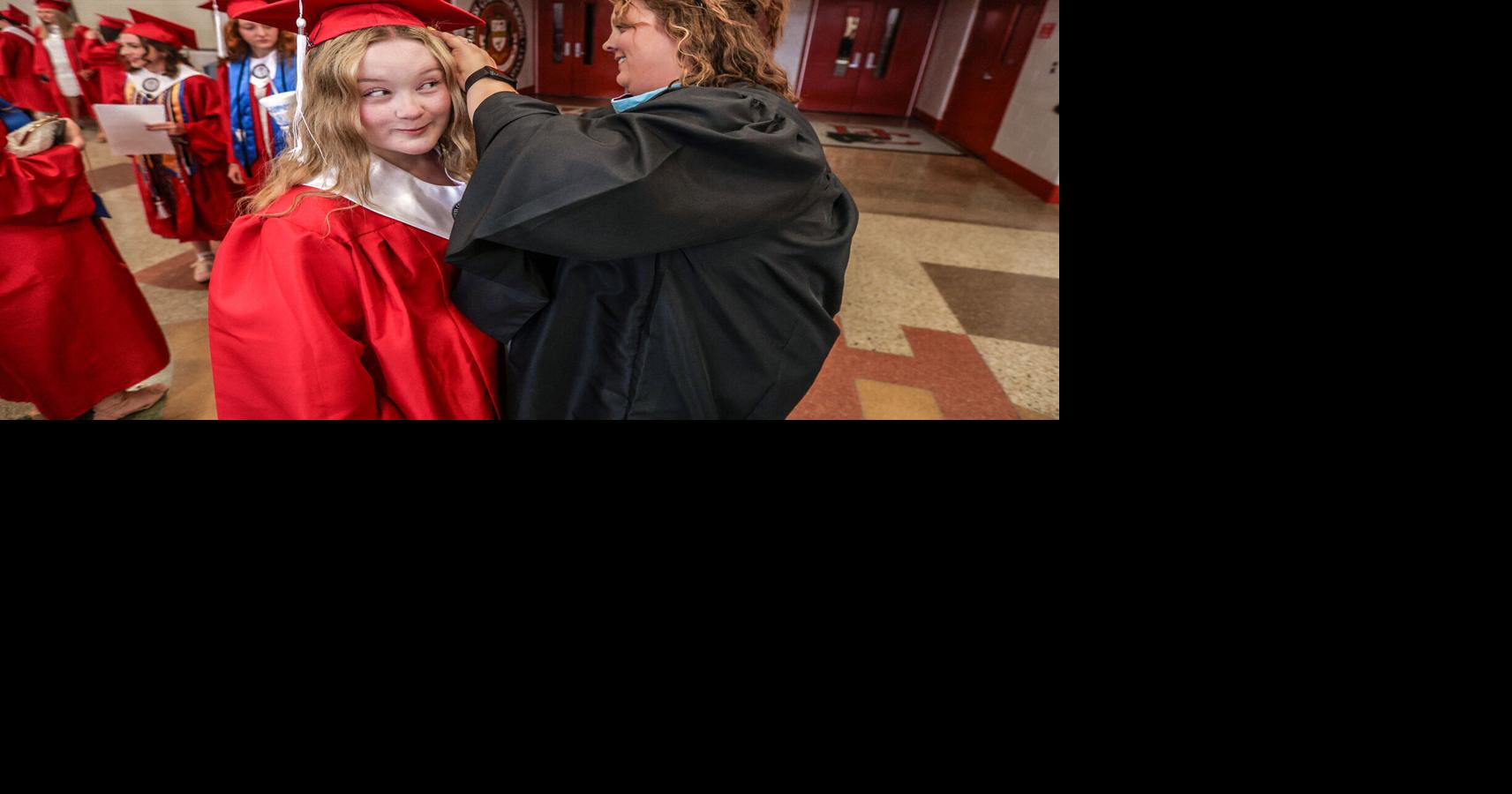 DCHS says goodbye to Class of 2025 | Local News | messenger-inquirer.com