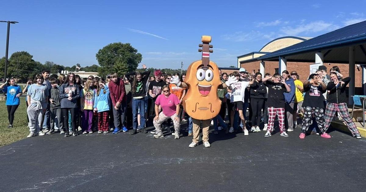 GCMS hosts annual walk-a-thon | Schools | messenger-inquirer.com
