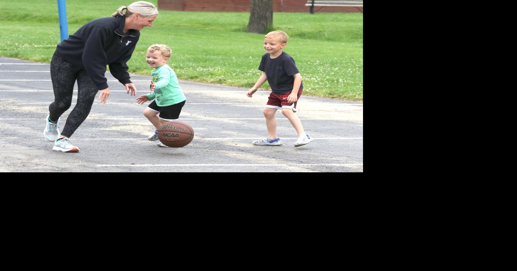 Two Against One | Local News | messenger-inquirer.com
