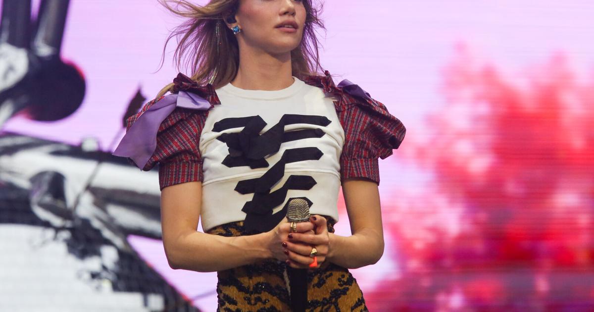 Weekend Menu Text 2026 Austin City Limits Music Festival - Weekend One | AP National News ...