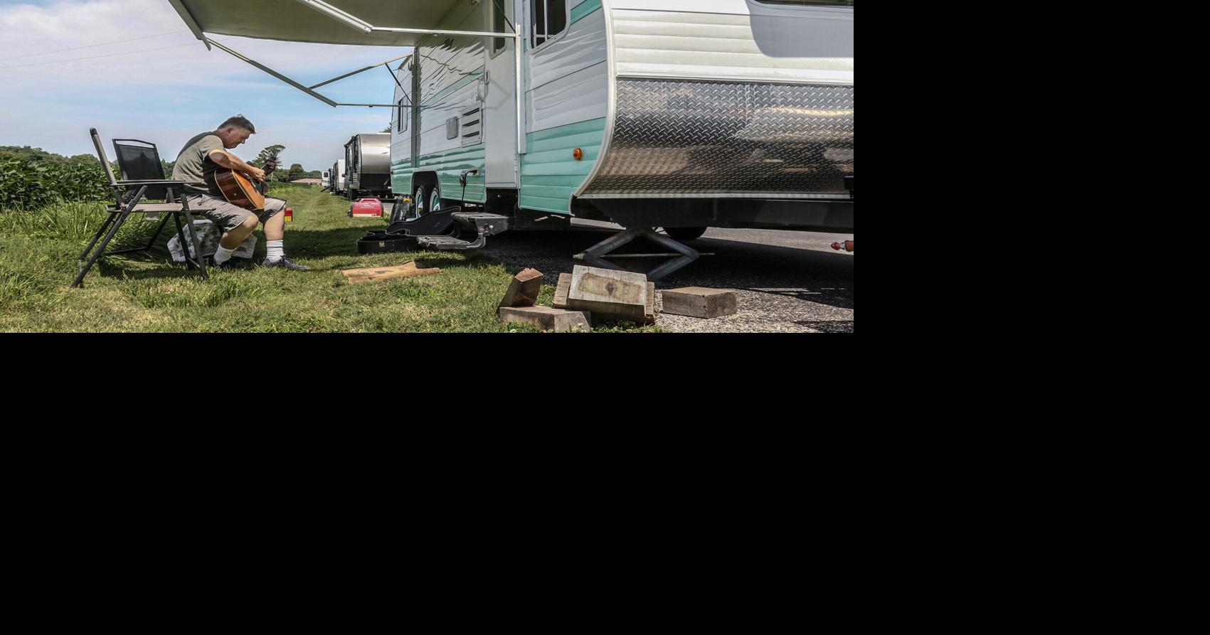 Passing the time: Campers arrive for 21st ROMP Festival | Local News ...