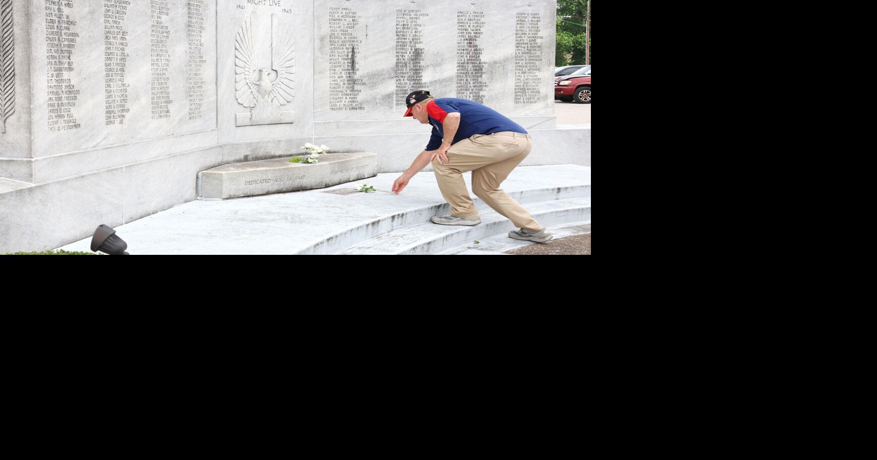 Annual commemoration of Memorial Day honors 310 fallen veterans | Local ...