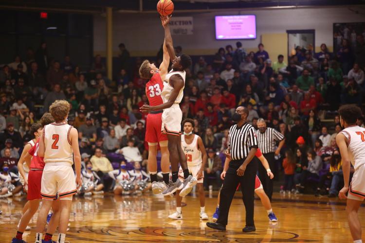 Herrin takes Eldorado Holiday Tournament crown, Patriots second Sports