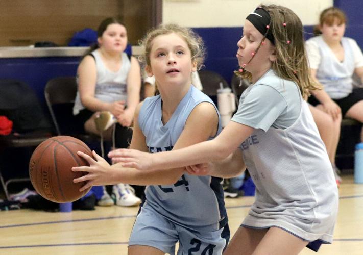 Girls Mid Ridge Medomak boys, Oceanside girls finish unbeaten at annual Mussel Ridge ...