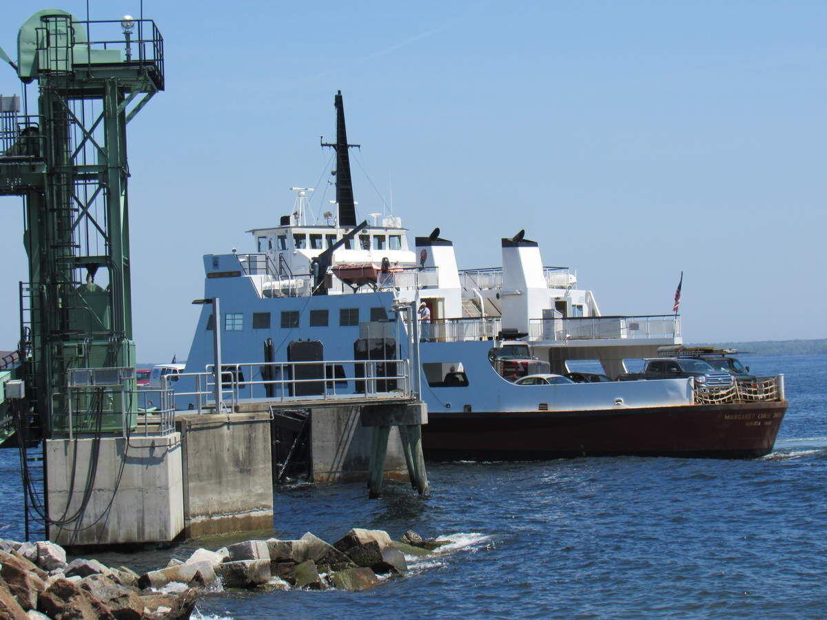 islesboro-residents-join-island-communities-alarmed-by-cuts-to-ferry-services-news-midcoastvillager-com