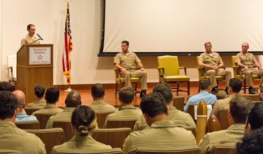 Navy Explosive Ordnance Disposal Mobile Unit 6 hosts change of command ...
