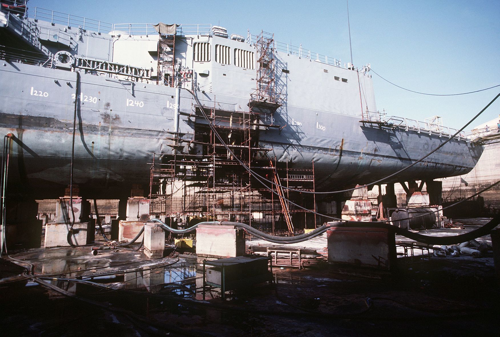 Remembering USS Samuel B. Roberts (FFG-58) | News | Militarynews.com