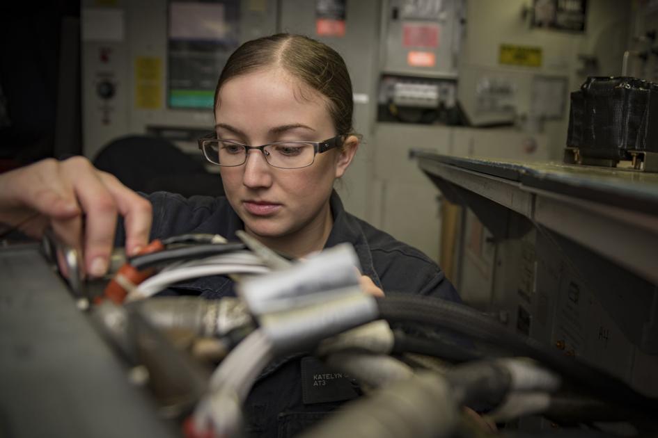 Aviation Electronics Technician 3rd Class Katelyn Gartland On