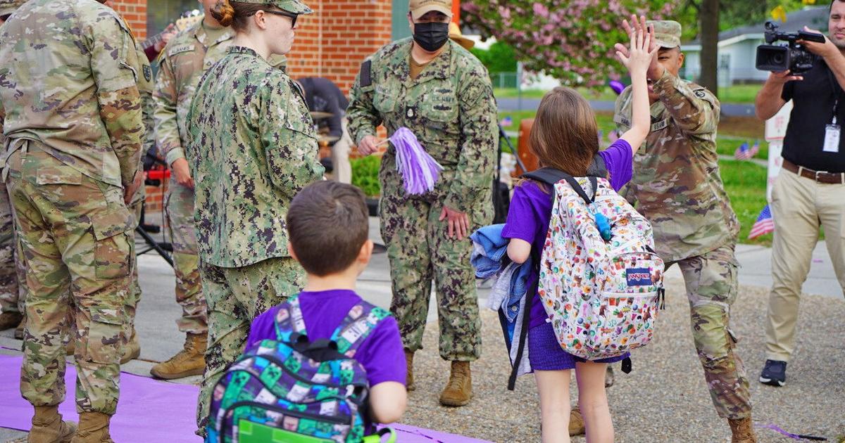 Shelton Park Elementary celebrates Purple Up Day Top Stories