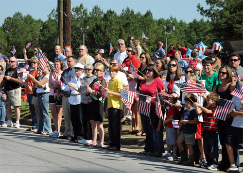 Navy cryptologist laid to rest, honored during hometown ceremony ...