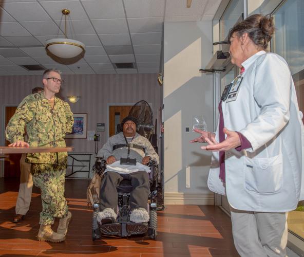 Navy Reservists Visit Hampton Va Medical Center Norfolk Navy Flagship