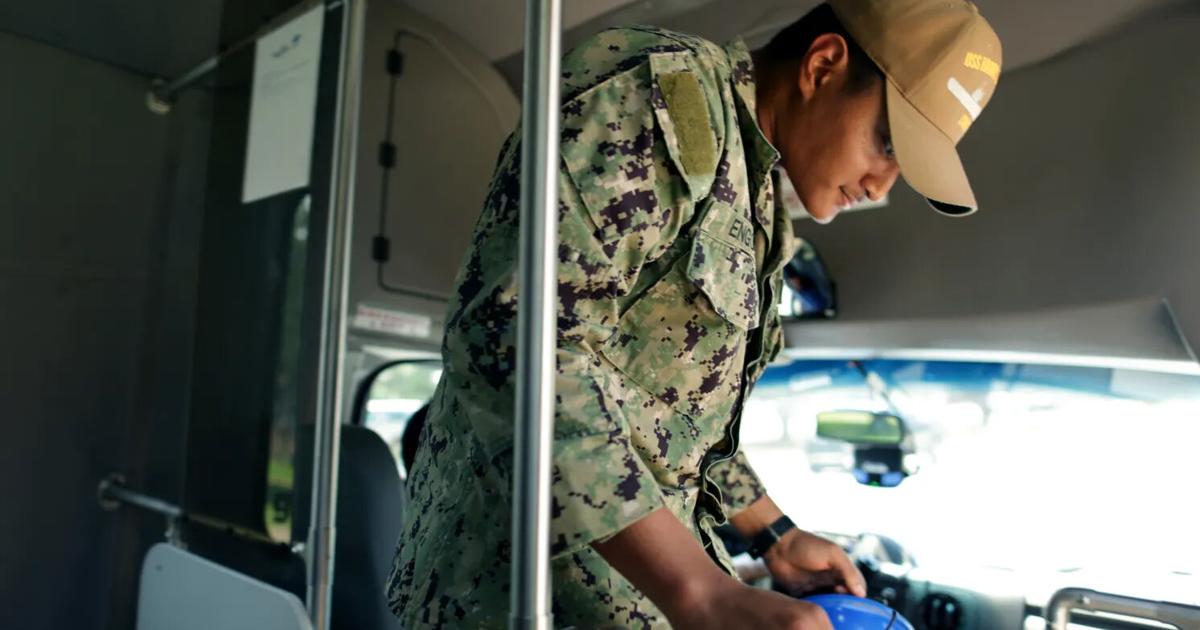 Naval Station Norfolk’s bus service blows past ridership goals – It’s free, and gets sailors where they need to go