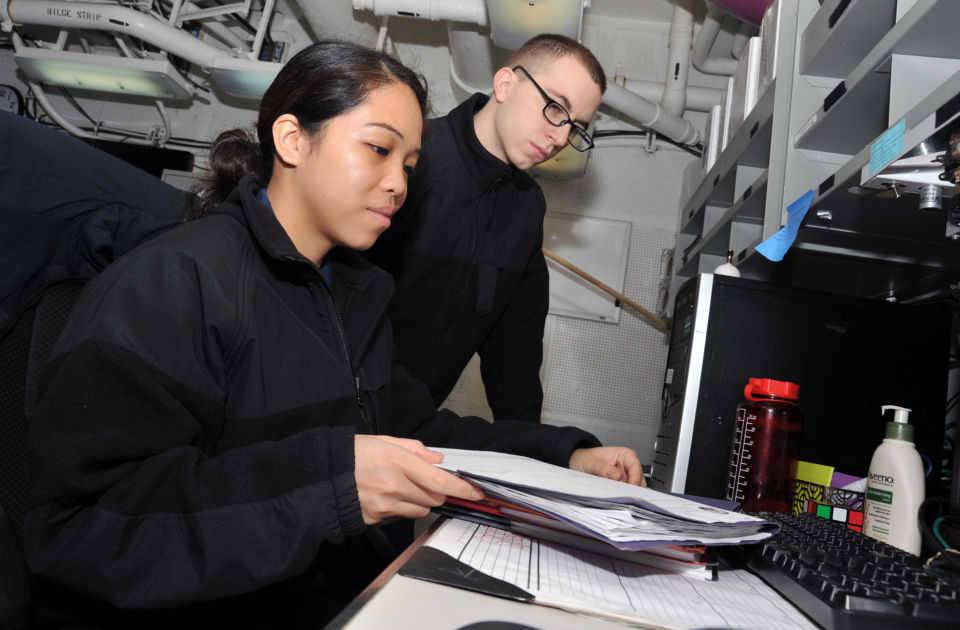 u s navy yeoman seaman camille mcneese and yeoman seaman kyle navy yeoman