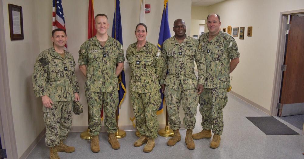 NMFL leaders visit Naval Medical Readiness Logistics Command