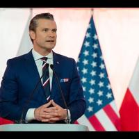 Trump Secdef Pic LIVE: POTUS Donald J. Trump and SECDEF Pete Hegseth brief the media ...