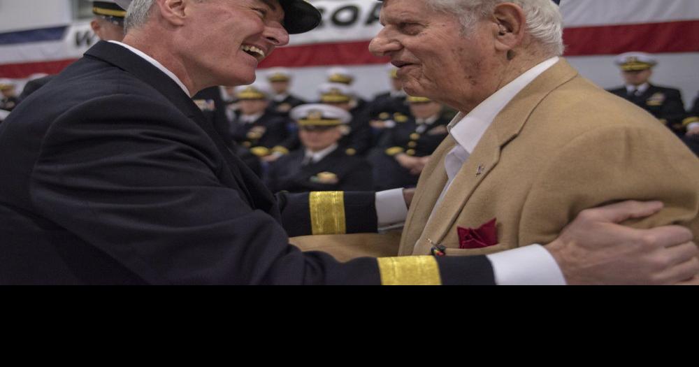Wwii Veteran Recognized During Boot Camp Graduation News