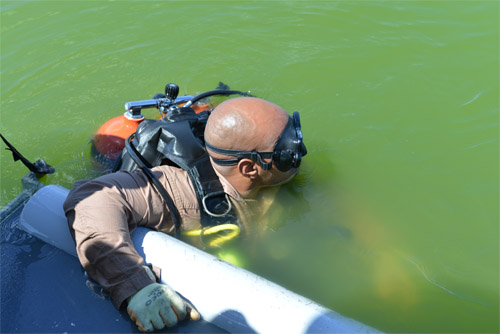 VA Beach Seabee Divers Provide Hurricane Sandy Relief For GITMO ...