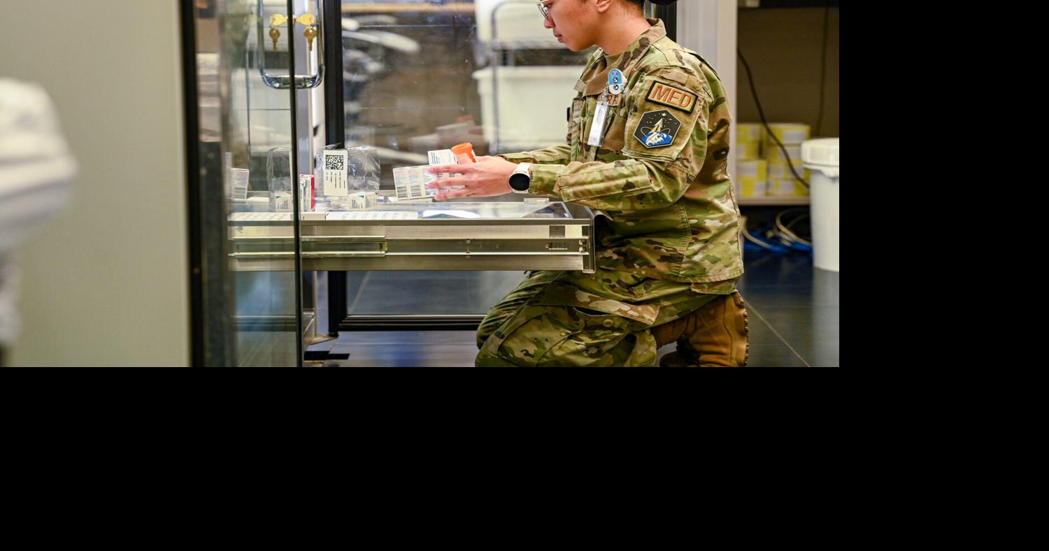 New prescription refill system coming to military pharmacies: What to ...
