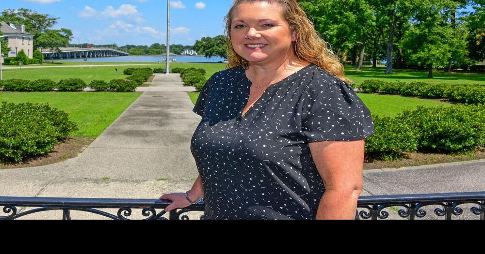 Rebecca Douglas named NAVFAC Atlantic Supervisor of the Year for