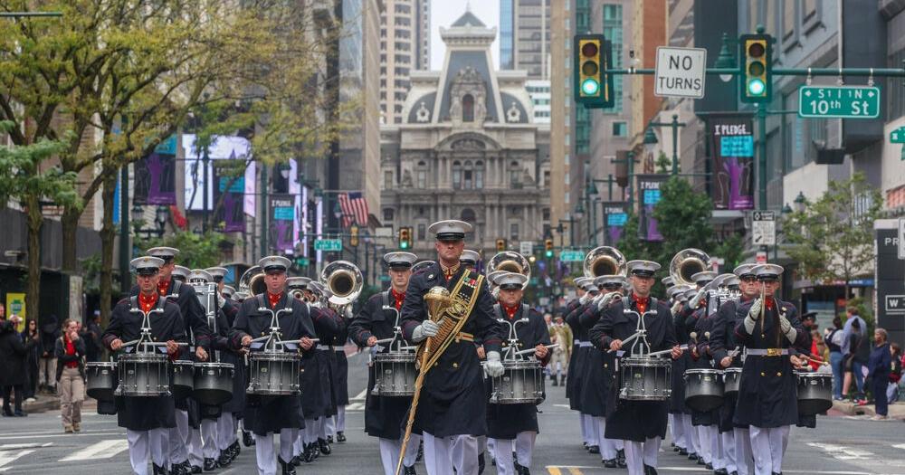Navy and Marine Corps “Homecoming 250” Parade marches through Philadelphia