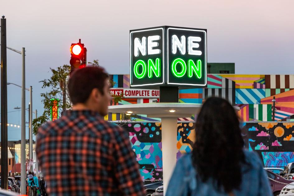 Norfolk Buzzing About 5th Annual Neon Festival On Liberty Militarynews Com