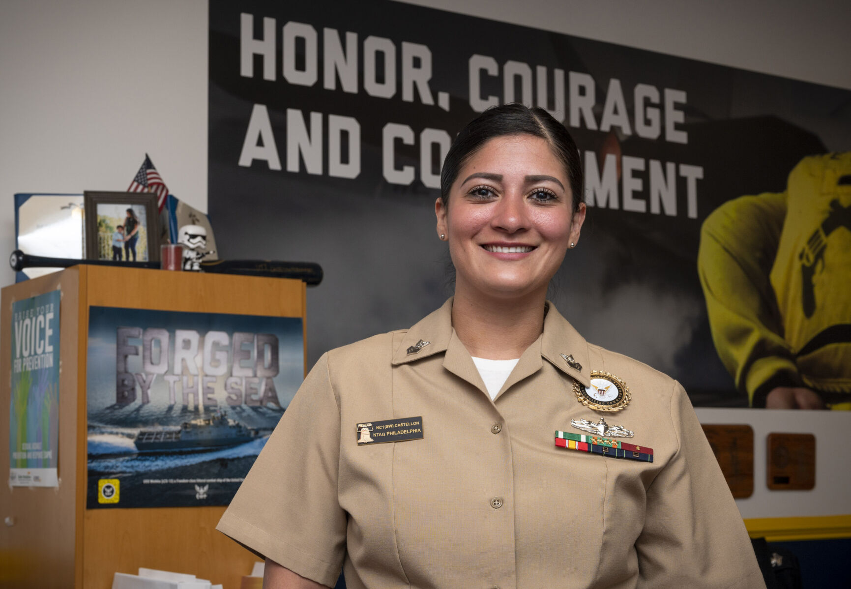 Maryland recruiter redefines being a single military mother News