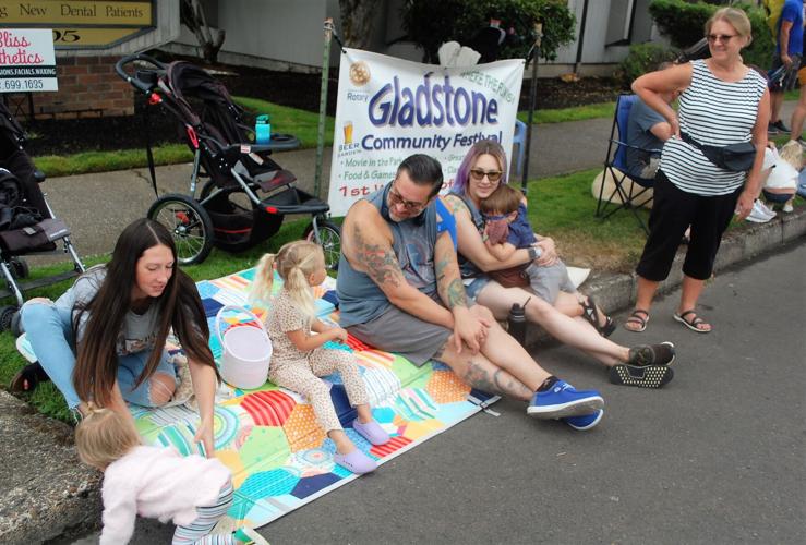 Gladstone Community Festival fun includes music, food, art unveiling
