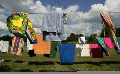 City limits the use of outdoor clotheslines
