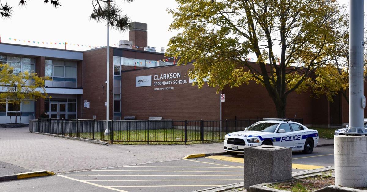 UPDATE Police search for author of 'nonspecific' threat emailed to