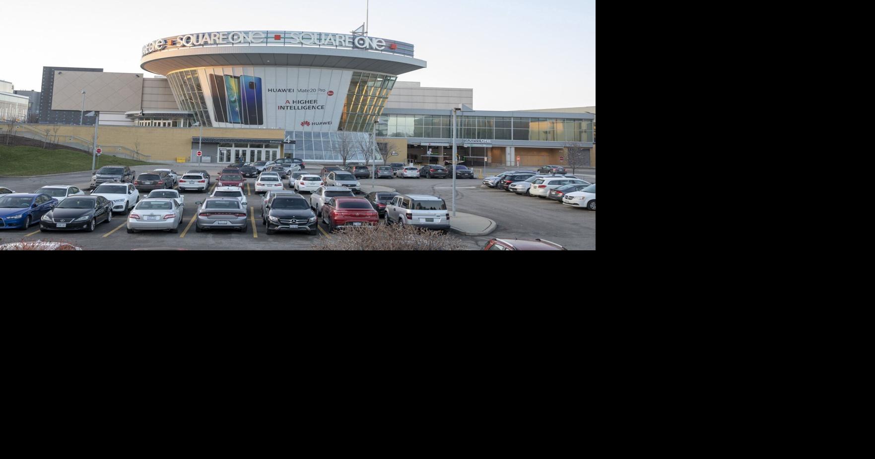 Square One in Mississauga extending operating hours for holiday season
