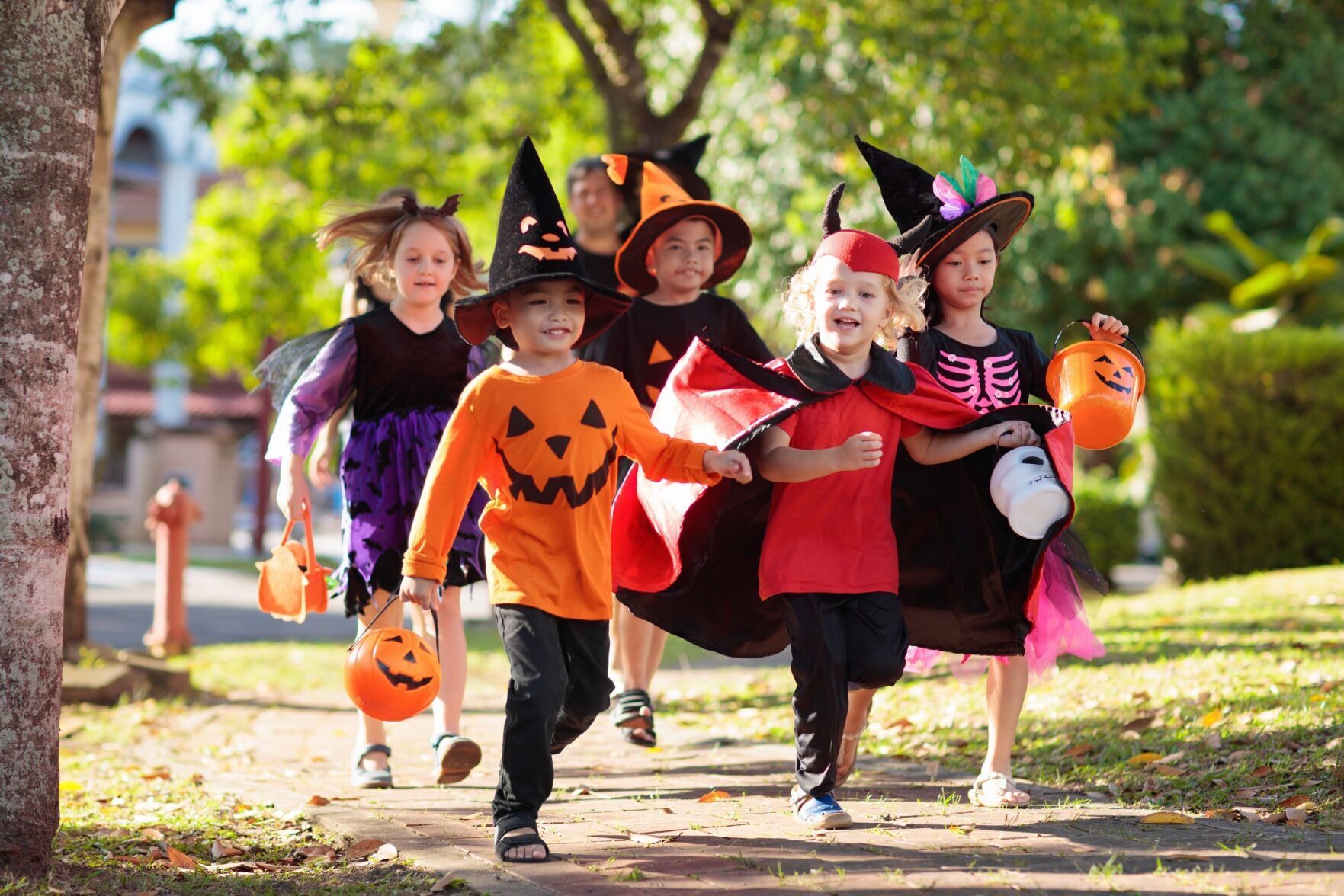 Where to buy a cheap Halloween costume in Mississauga