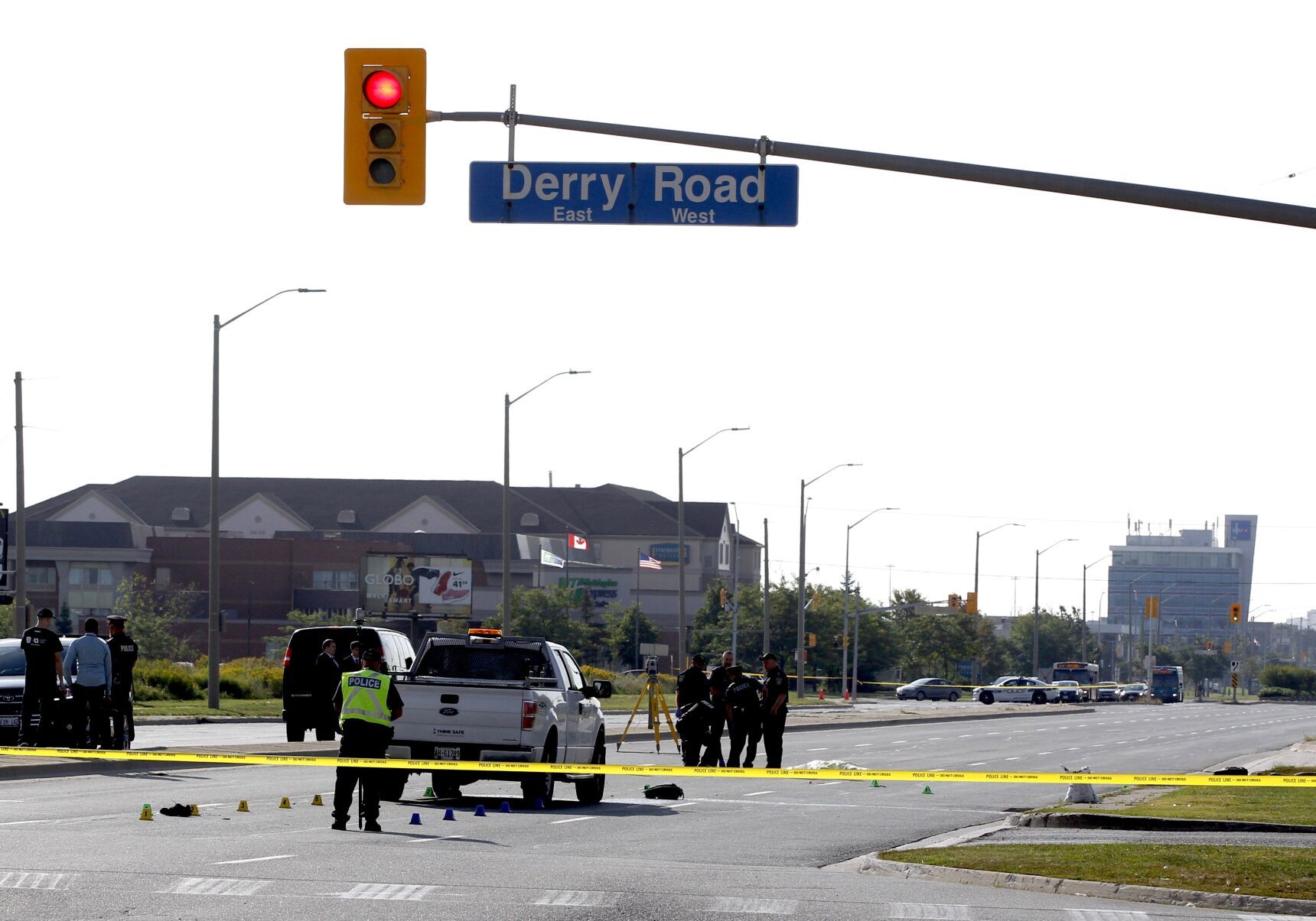 Roads will be closed Pedestrian killed near major Mississauga