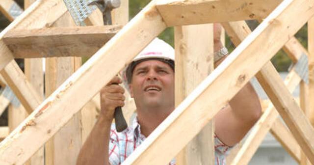 Celebrity Builder Puts A Lid On It