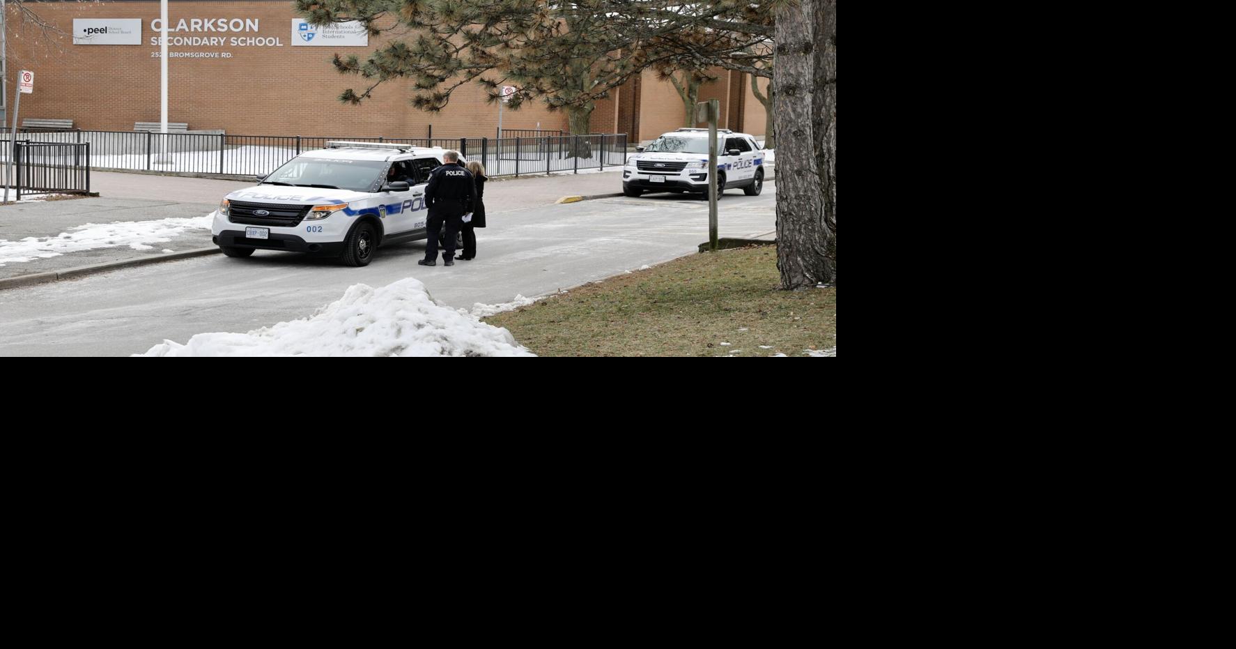 Stabbing at Mississauga high school sends youth to hospital