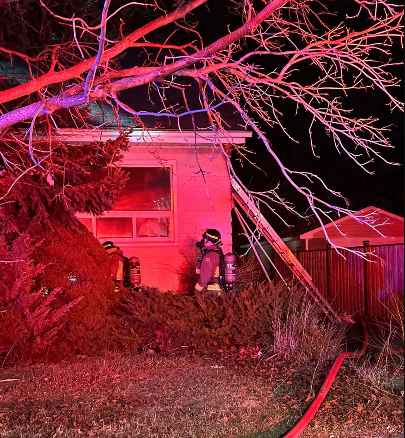 Residents unharmed after Mississauga house fire