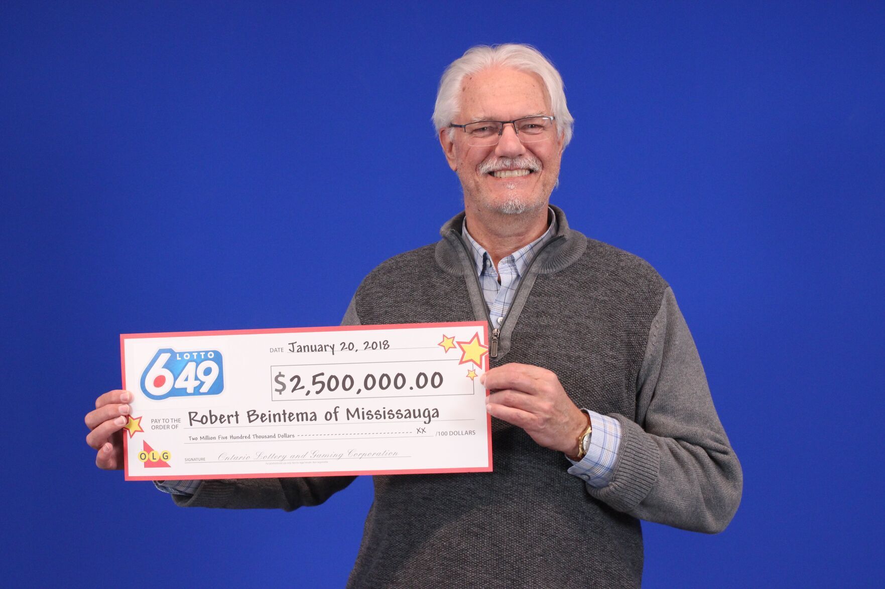 Mississauga man wins 2.5 million in Lotto 6 49