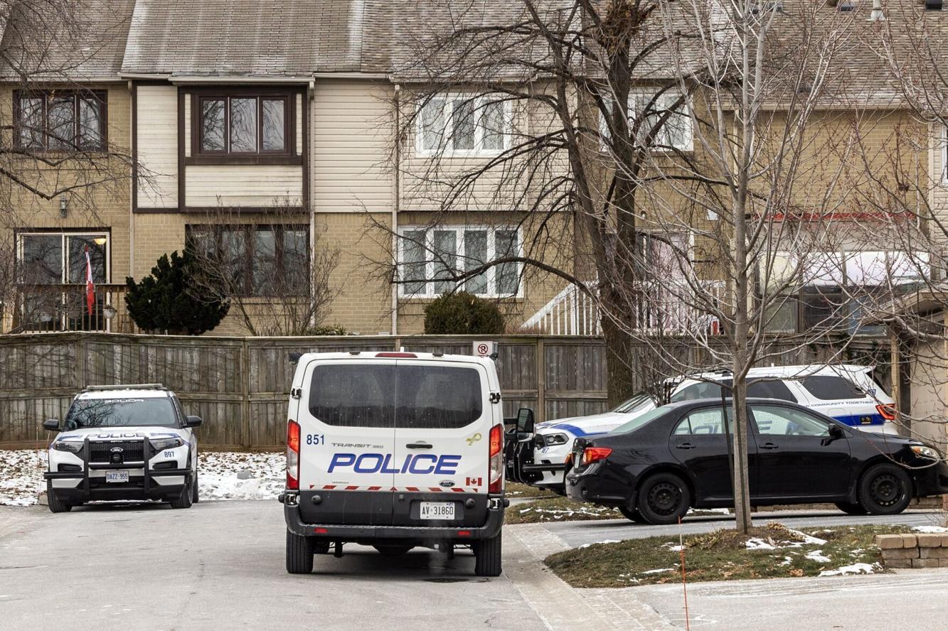2 found dead in Mississauga early Friday morning