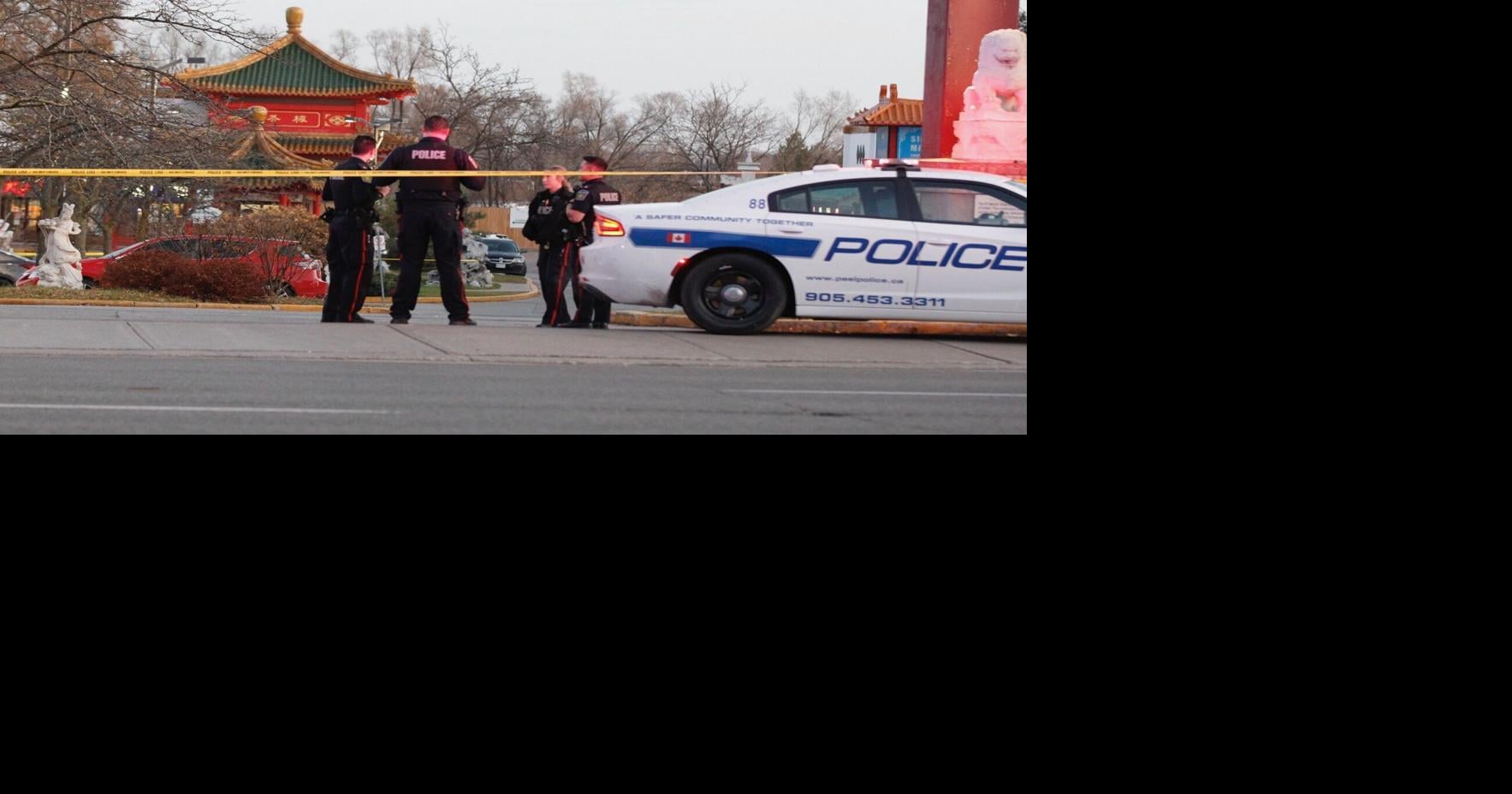 Suspect shot after bank robbery at Mississauga Chinese Centre