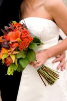 Fall-ing in Love: Tips for Autumn Wedding Bliss