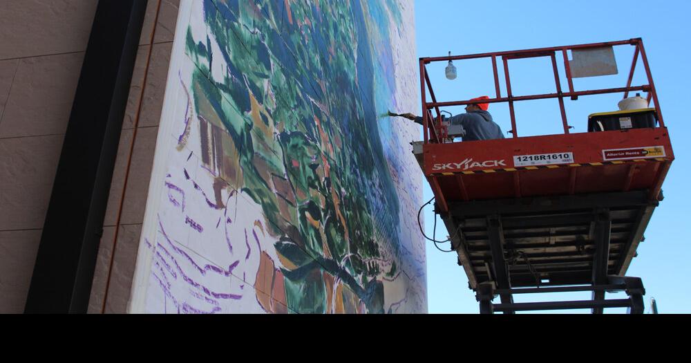 Mural to grace downtown building Daily Gate City Keokuk, Iowa