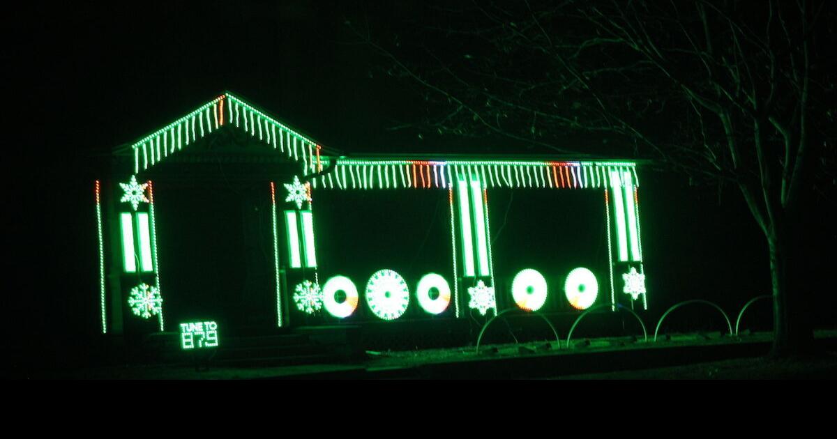 Lighting up Avenue E Daily Democrat, Fort Madison, Iowa