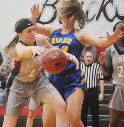 Knipe To Continue With Basketball At Quincy University Local
