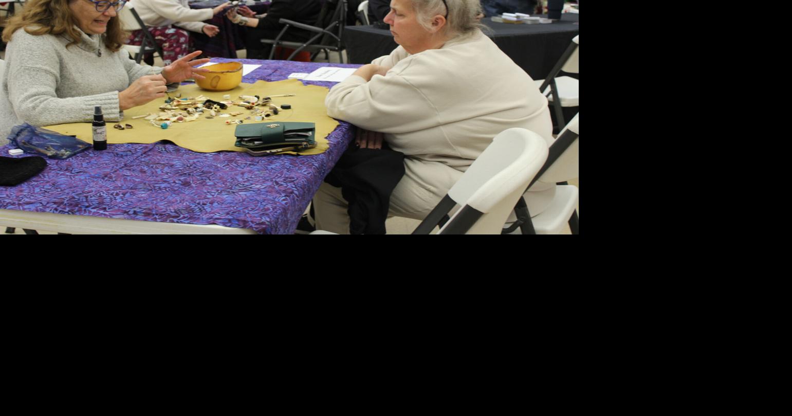 'Energies Coming Together': Mystical Yule Market gives shoppers unique holiday shopping experience