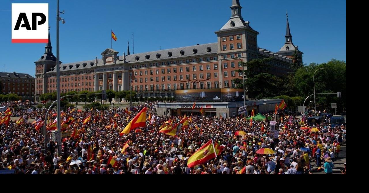 Thousands in Spain protest against Pedro Sánchez’s government