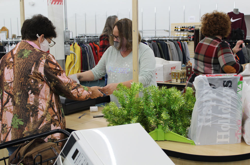 The Crossing Thrift Store makes its debut in Keokuk - Vimarsana News