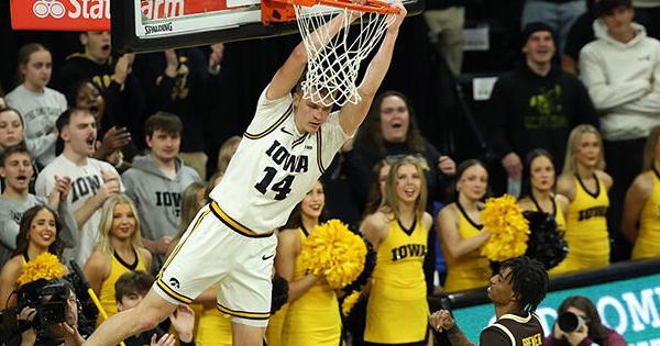 Men's basketball: 'Sixth man' propels Iowa past UCLA